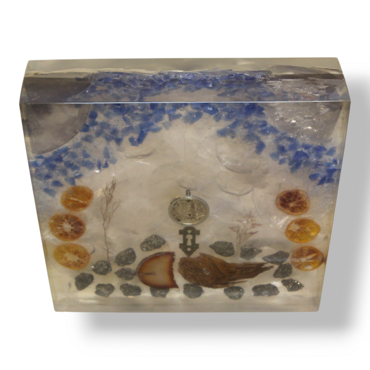 Capice  Shell  Resin  Monolith
